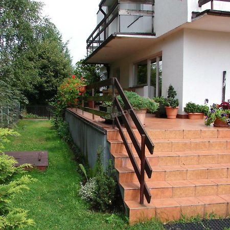 Pokoje Gościnne Pod Magnolią Wiele Zewnętrze zdjęcie
